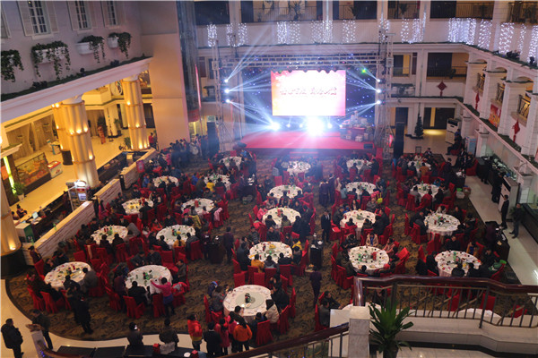 “情聚百度  共譜新篇”——2013年百度推廣年底答謝會報(bào)道